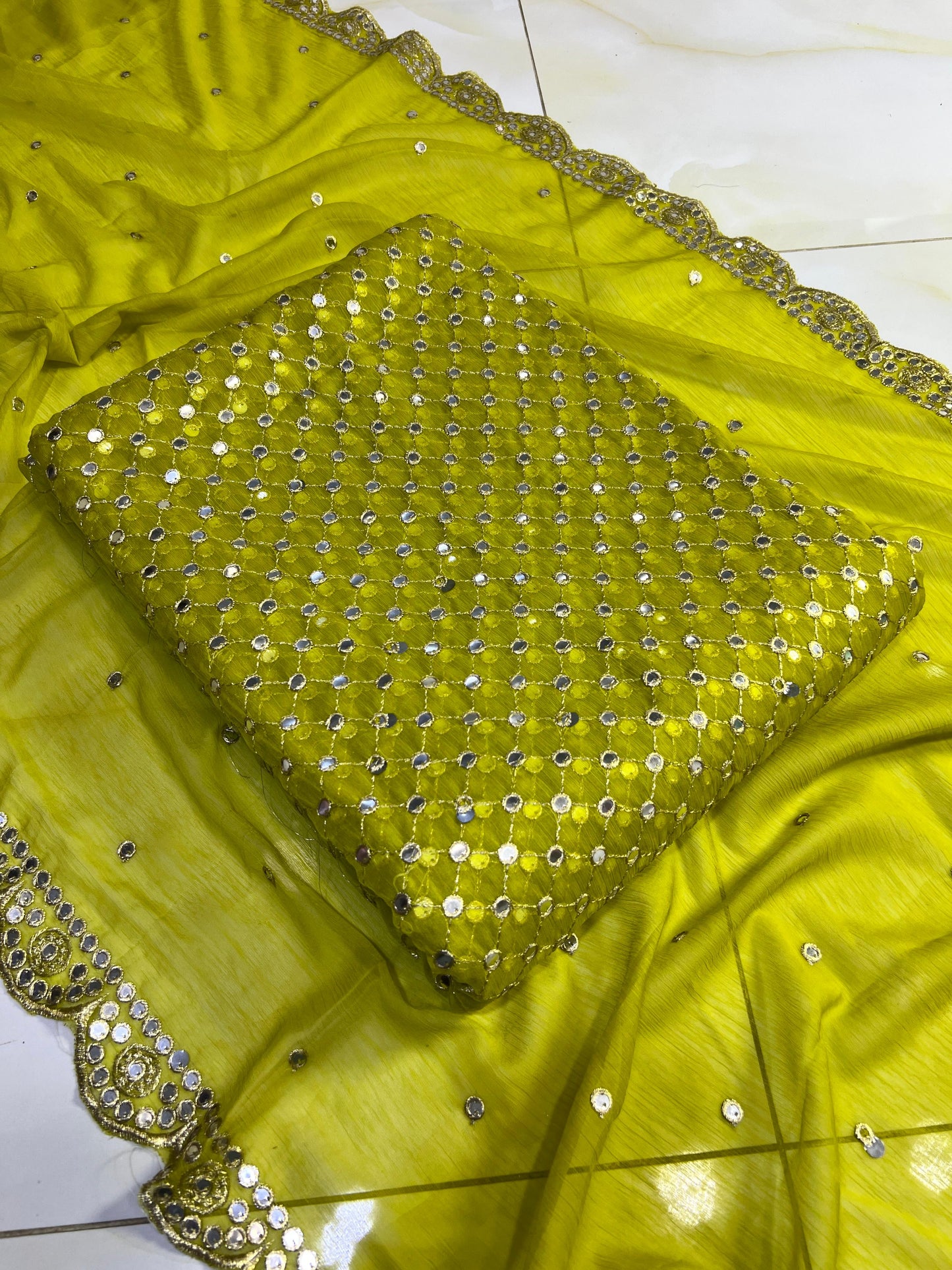 π Luxury 9MM Chiffon 3-Piece Dress β Elegant Mirror Work β¨(DAHNI)